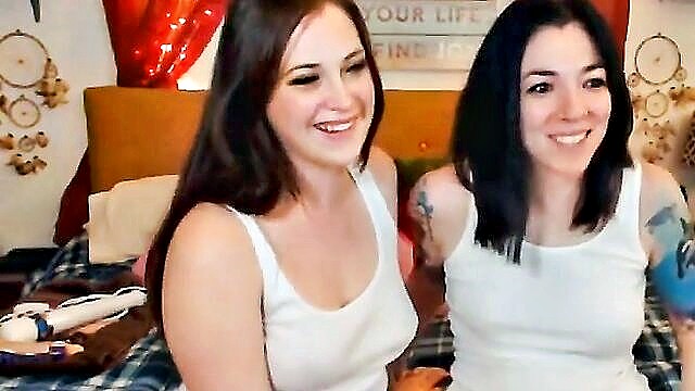 lesbian, amateur, webcam - lesbian sex with hot ladies