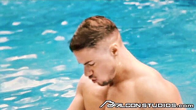 benjamin blue, falconstudios, skyy knox - bodybuilder benjamin blue teasest a big cock but then