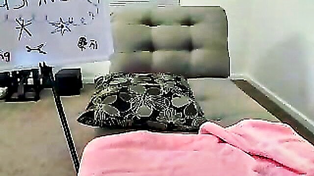 wet juicy, wet juicy pussy, juicy pussy - cute girl masturbates