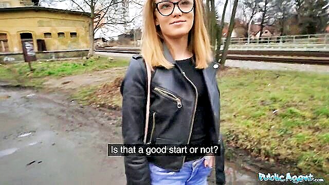 nerdy girl gets fucked : Public Agent