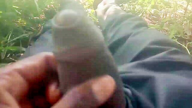 Dehati sex, Desi Radhika - free pron videos   dehati bhabhis wild field adventure