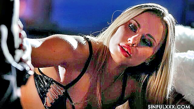 Clarke Kent, Anna Claire Clouds - anna claire clouds porn SinfulXXX