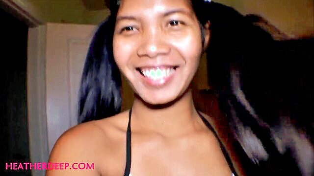 Thais - thai teen gets fucked Heather Deep