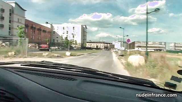 french amateur gets her asshole stretched outdoors by a taxi driver : Nude In France