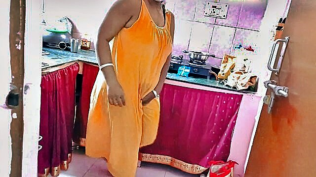 stepmom, juicy, juicy ass - step mom cooks leaky ass