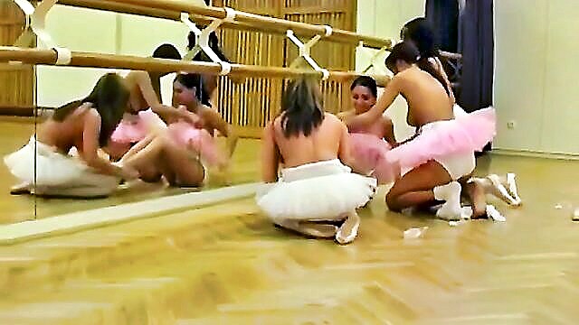 boob, lesbian, blonde - ballet girl jerk off
