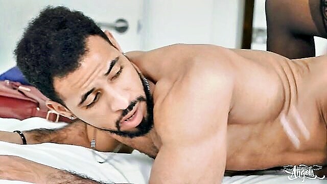 black chick gets drilled hard : Trans Angels