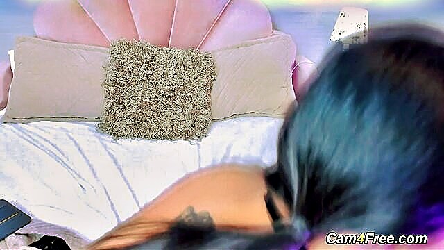 cam4free, big ass, fingering - latina finger fucking