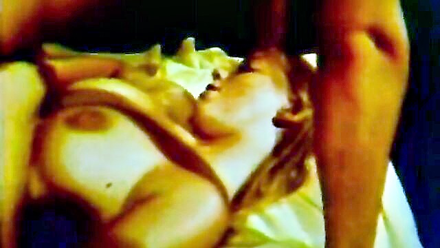 chubby girls in porn movie : SWV