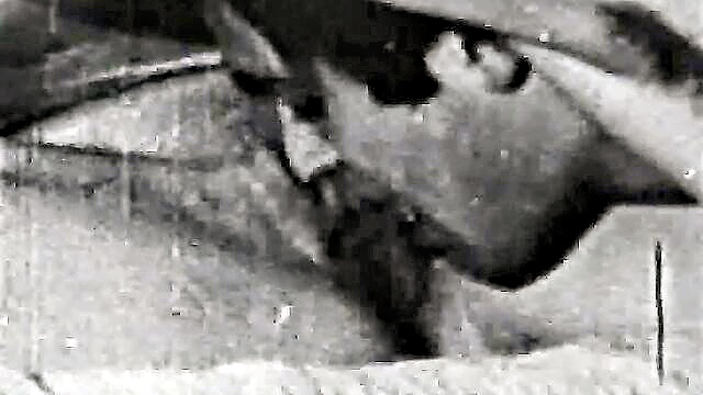 lesbian orgy 8mm : Color Climax