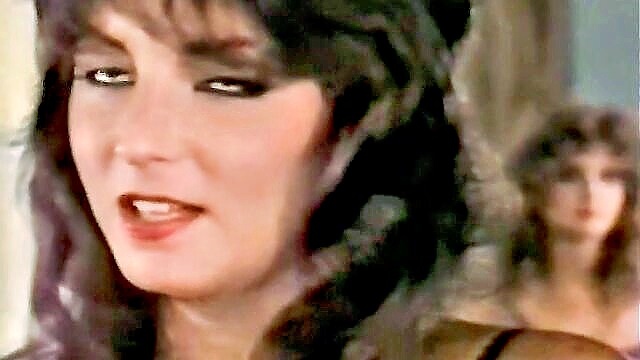 leslie wiston hairy pussy : Blue Vanities