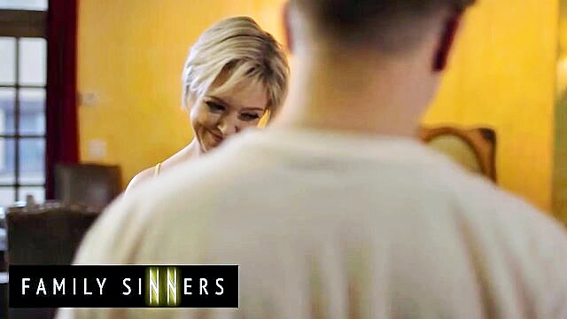 Dee Williams - busty milf gets wild with boyfriend in hd pornvideo Family Sinners