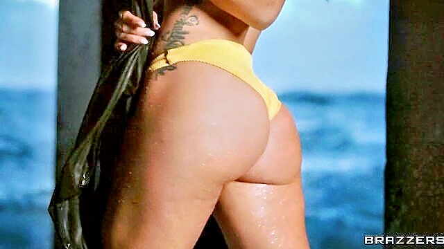 Kelsi Monroe - kelsi monroe twerk Brazzers
