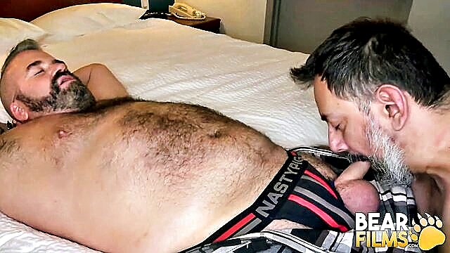 bearfilms, bear, cub - gay bear rimjob