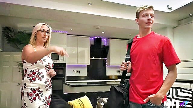 Keira, Rose - keira rose cumshot