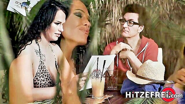 Sarah Star, Gabi Gold - sarah star threesome Hitzefrei