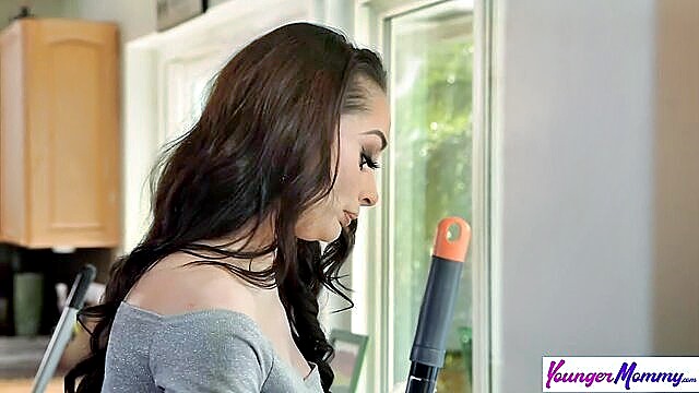 tight pussy, russian stepmother, tight puss - russian stepmother seduces stepson