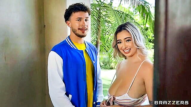 Huge tits babe Chloe Surreal delivers a wild and hot performance in this HD video on sexvideos.com.