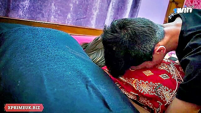 teen, intporn, cumshot - indian teen gets fucked