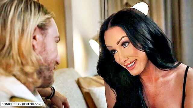 Jennifer White, Jennifer - tonights girlfriend jennifer white