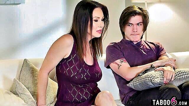 Rayveness - mature milf sex video