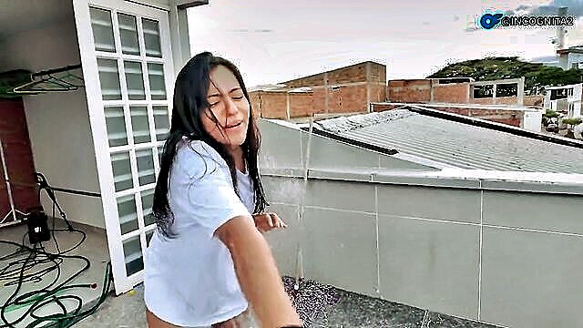 wet pussy sex video : Solo_incognita
