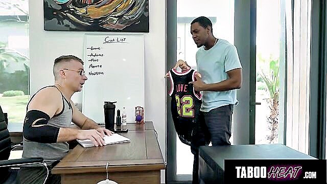 coach, keeps, nicole rae - nicole rae player