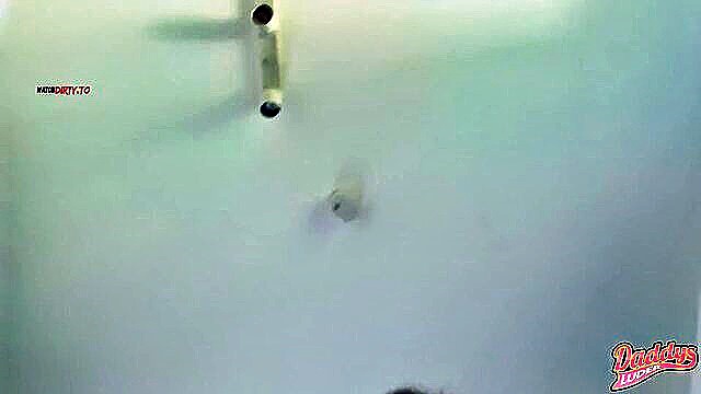 DaddysLuder - daddysluder pov cumshot