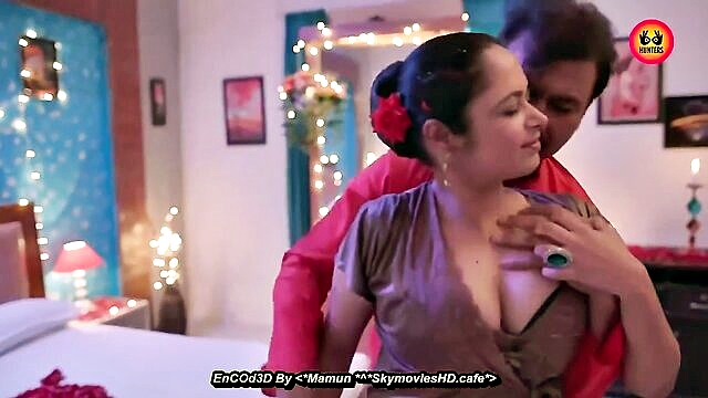amateur, babesource, hardcore - bhabhi threesome pov