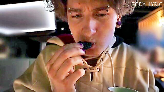fucked, amateur homemade, blowjobs - tattooed teen blowjob