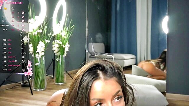 11- - alexiskye hot babe
