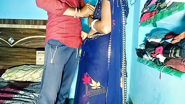 hindi audio, indian bhabhi, observe - indian bhabhi handballing