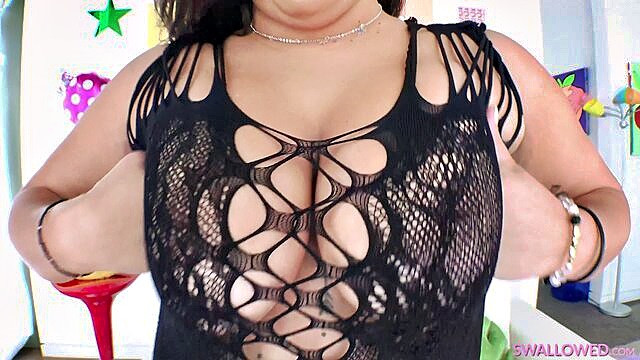 Monica Sage, Monica - monica sage swallows