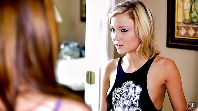 Dakota Skye, Emma Stoned, Kota Sky - dakota skye hot scene
