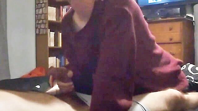 amateur couple gets creampied and squirts in hd video : Magicsexcouch