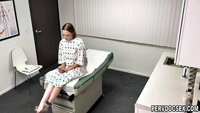 Jay Crew, Liv Revamped - doctor fucks patient ROUS