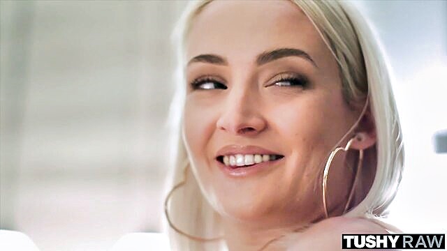 Oliver Flynn, Zoe Sparx - zoe sparx deepthroat TushyRaw
