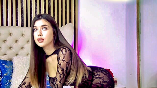 myfreecams, december - claire jenner myfreecams