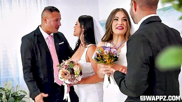 Madalina Moon, Juniper Ren - juniper ren big ass