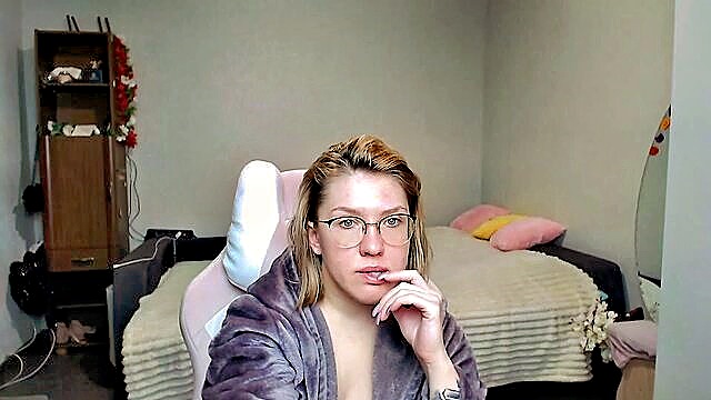 myfreecams, december - reginasmilee myfreecams