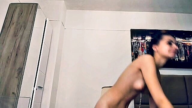 december, myfreecams - rayss18 myfreecams
