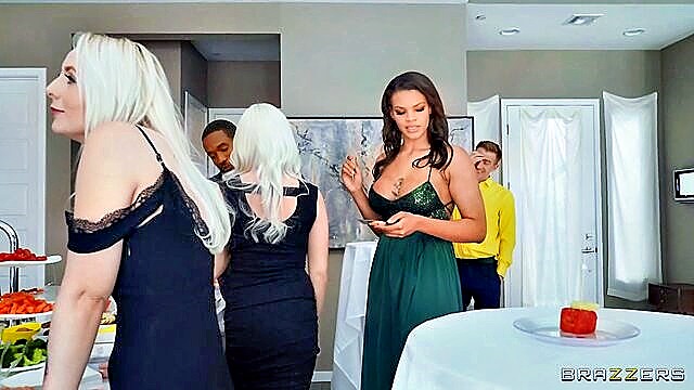 Danny D, Halle Hayes - halle hayes big tits Brazzers