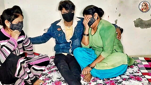 asian milf, asian aunty, asian foursome - bhabhi chudai