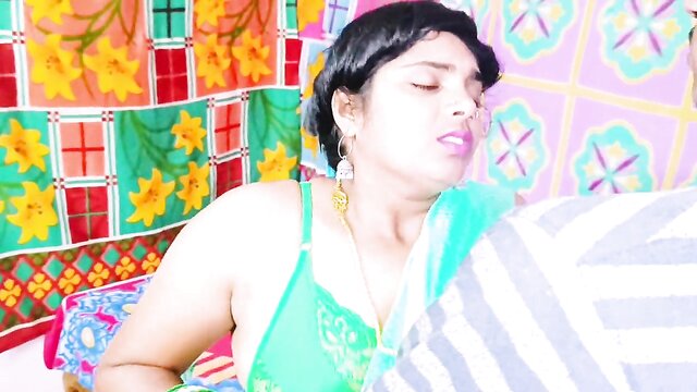 indian stepmom dirty talk : FapHouse