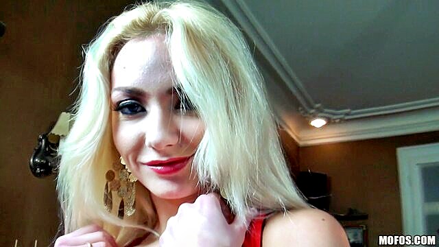 mofos, dick xxx, victoria puppy - victoria puppy rides dick
