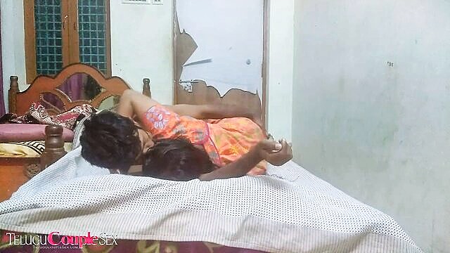 indian village bhabhi sex : Telugu Couple Sex