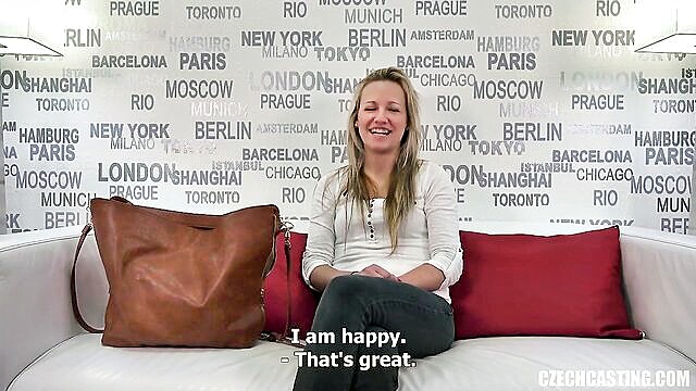 amateur blonde squirter pov : Czech Casting