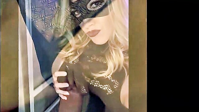 celeb, fappening porn, celebrity porn - katie cassidy blowjob leak