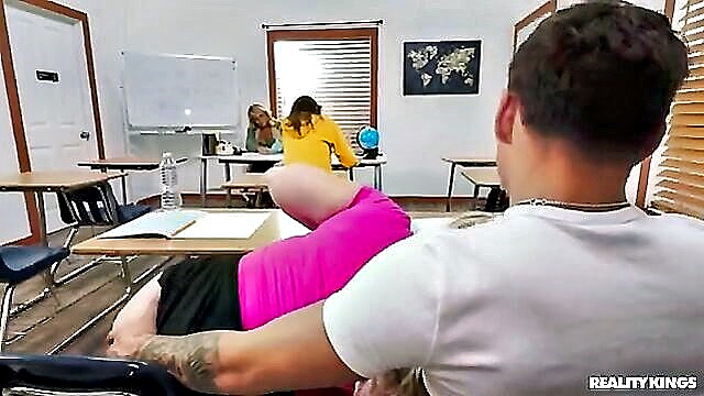 Maisey Monroe, Victor Ray - maisey monroe porn video