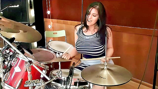 Daphne Rosen - daphne rosen blowjob